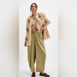 FREE PEOPLE High Road Solid Pull-On Barrel Pants in Python size extra small